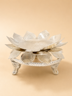 Lotus Flower Stand - Silver